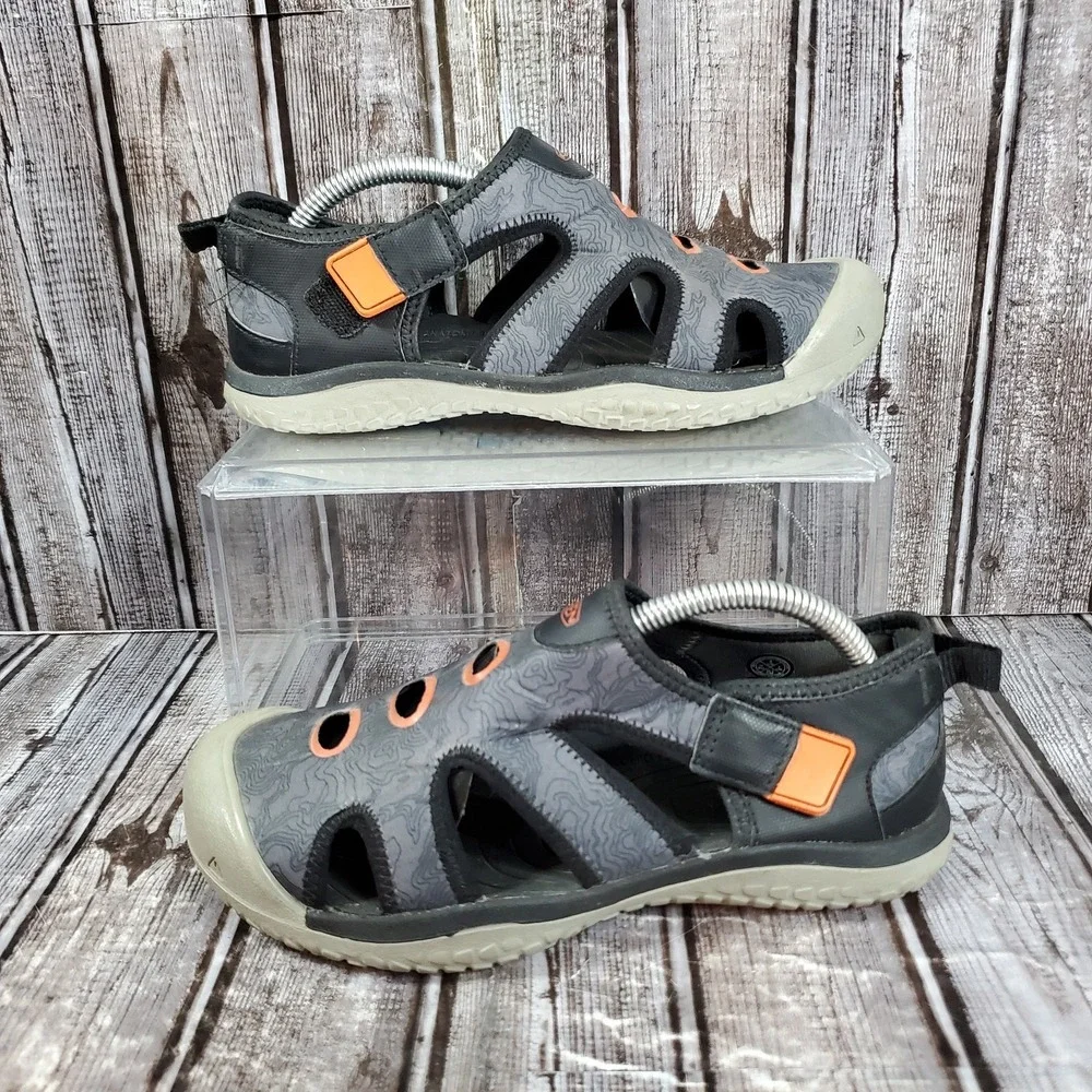 Keen Youth Stingray Sport Water Shoes Hiking Sandals Gray Black Orange Size 4